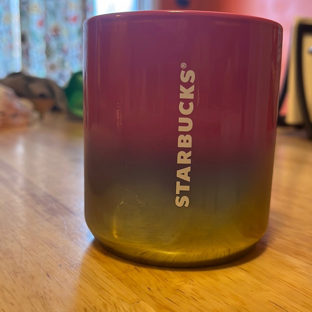 Cute Starbucks to go cup